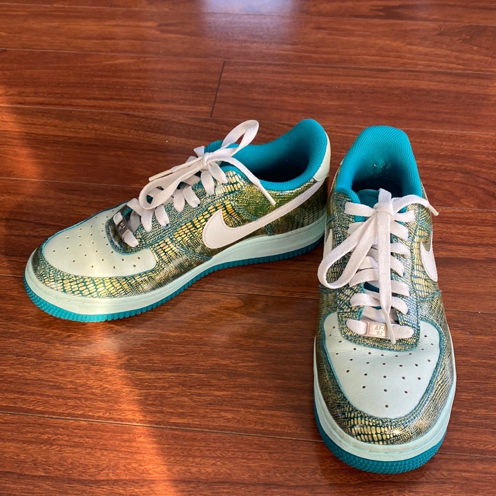 Nike Air Force 1 Snakeskin Sneakers